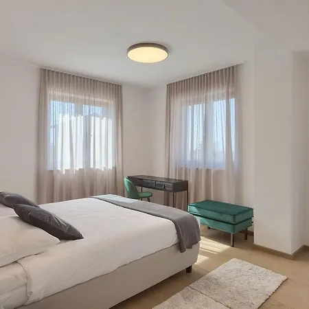 Una Villa